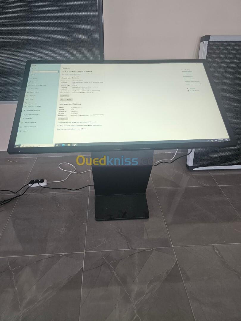 Interactive Kiosk 43inch and 55 inch