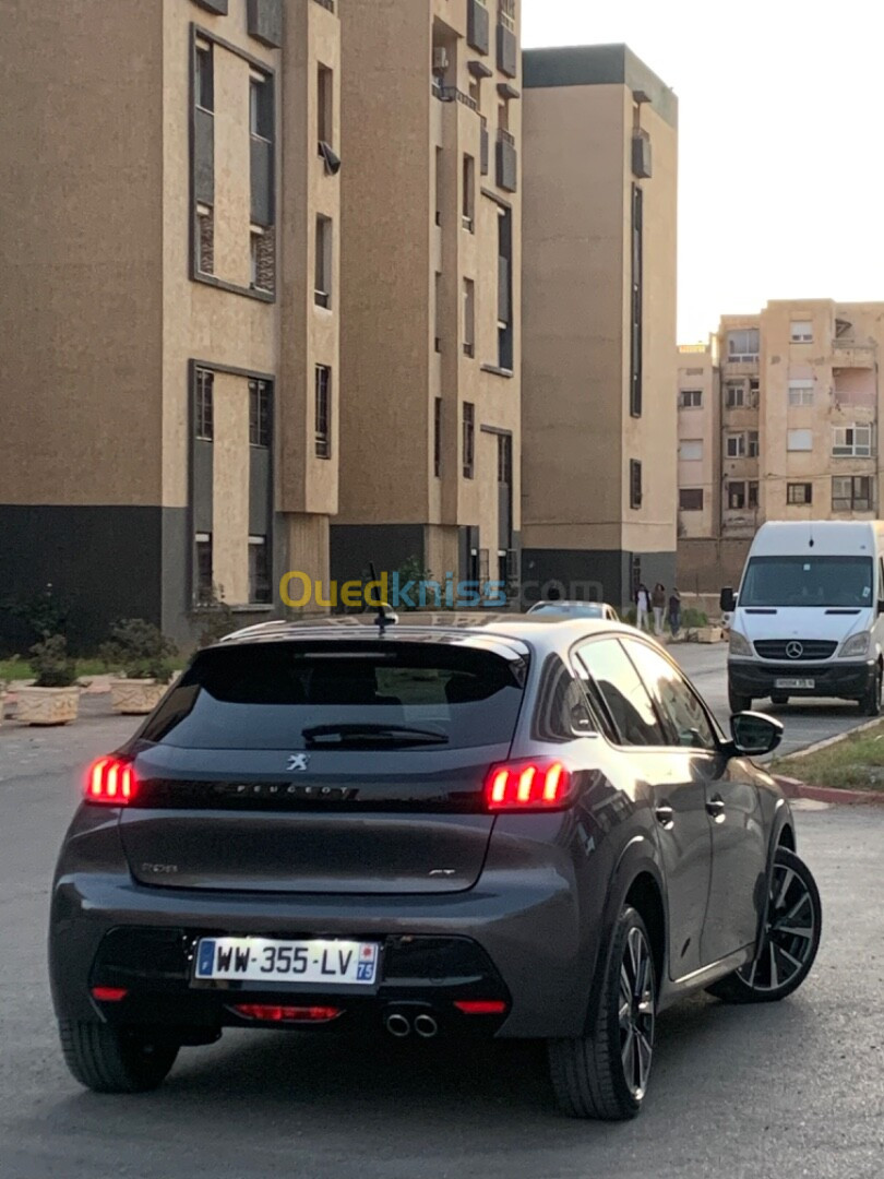 Peugeot 208 2023 GT