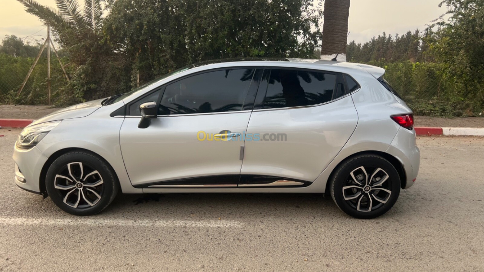 Renault Clio 4 2019 Limited 2