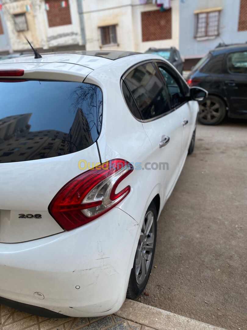 Peugeot 208 2014 Allure