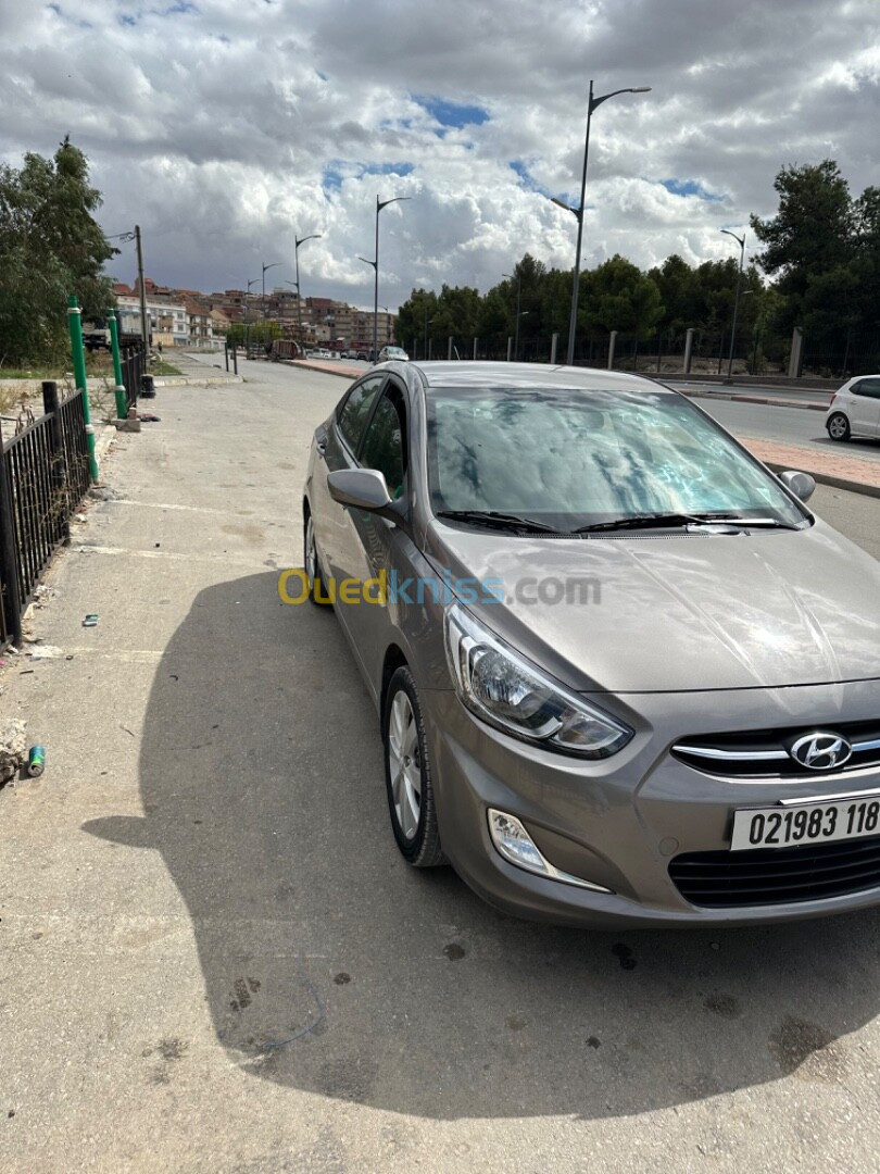 Hyundai Accent RB  5 portes 2018 GL DZ