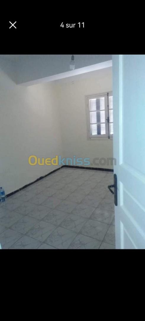 Location Appartement F4 Tipaza Kolea