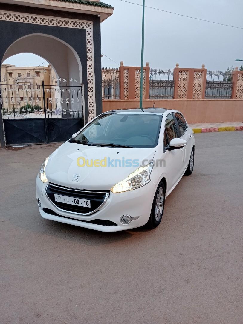 Peugeot 208 2014 Allure