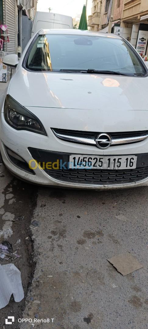 Opel Astra 2015 COSMO
