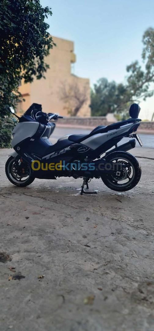 T max DX Yamaha 2019