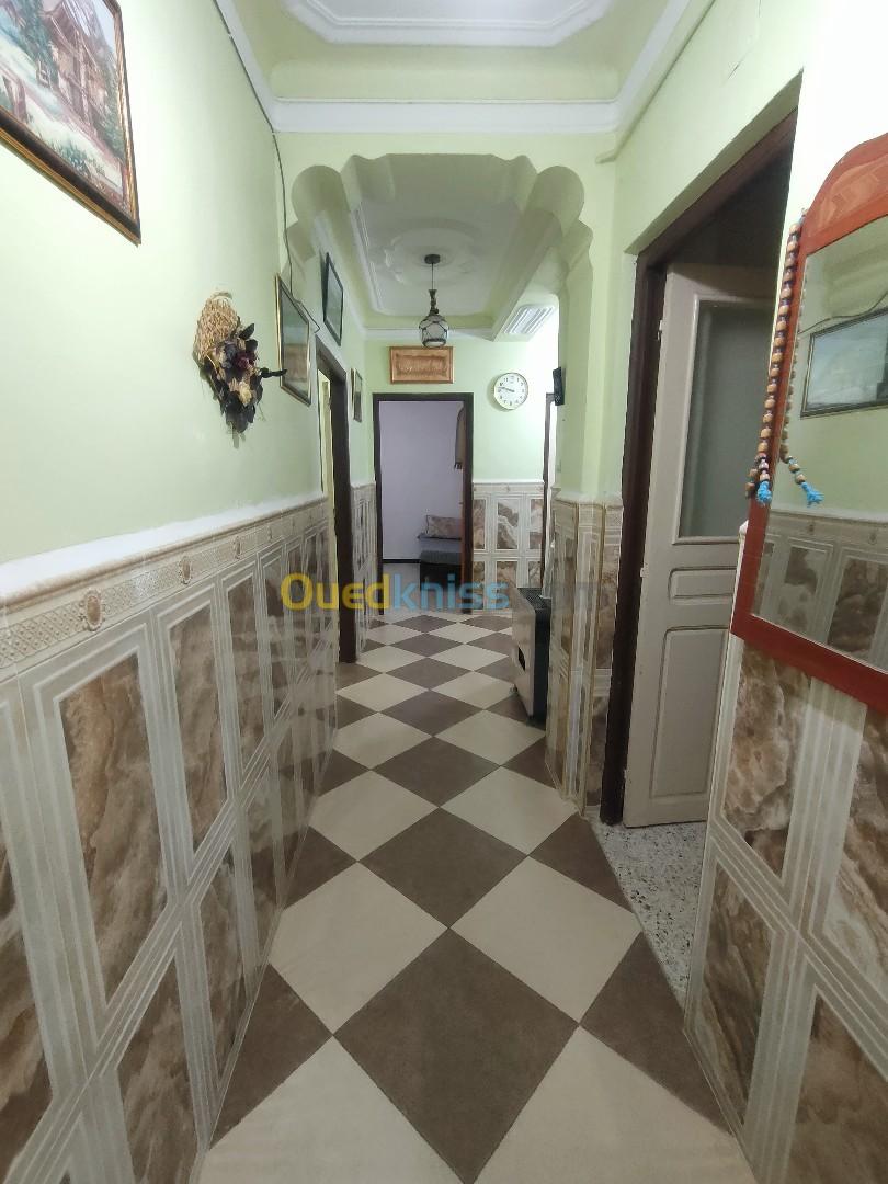 Location Appartement F2 Jijel El aouana