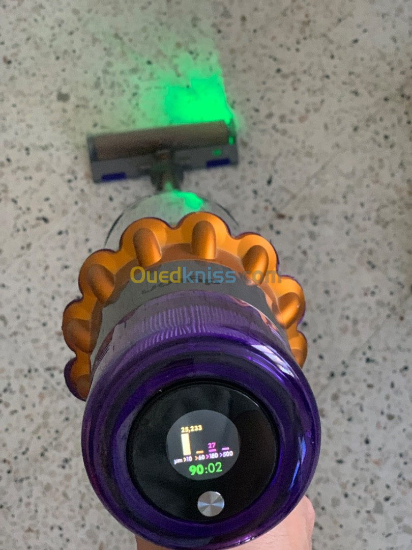 Dyson V15 detect absolute extra