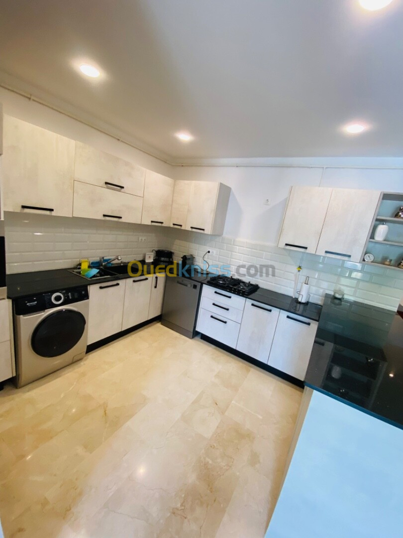 Location Appartement F3 Alger Hydra