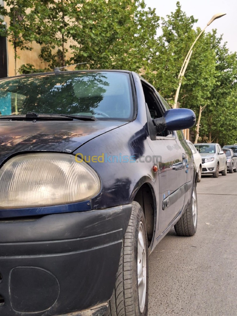 Renault كليو دبزة 2001 