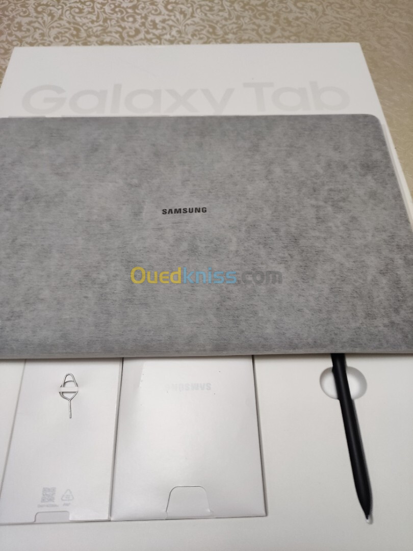 Samsung Tab S8 Ultra 128/8 coffret 🇬🇧🇬🇧