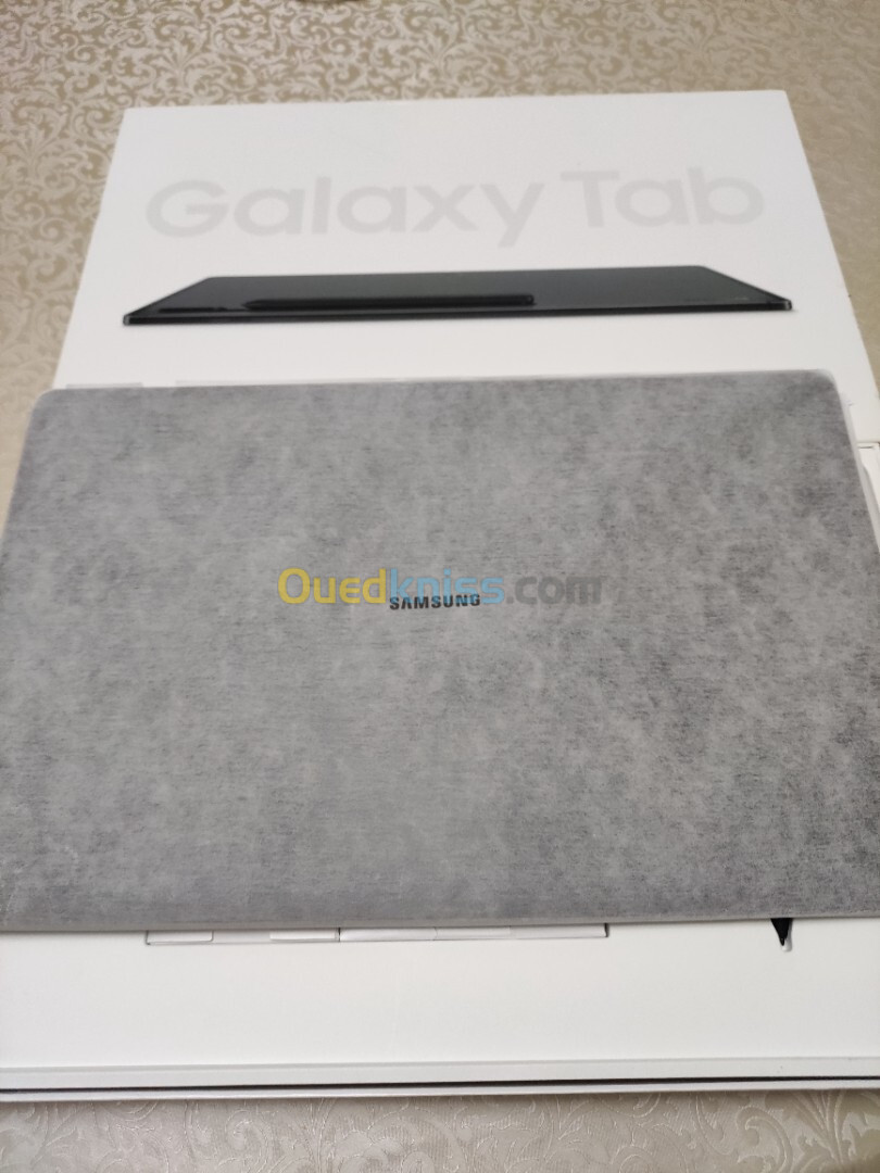 Samsung Tab S8 Ultra 128/8 coffret 🇬🇧🇬🇧