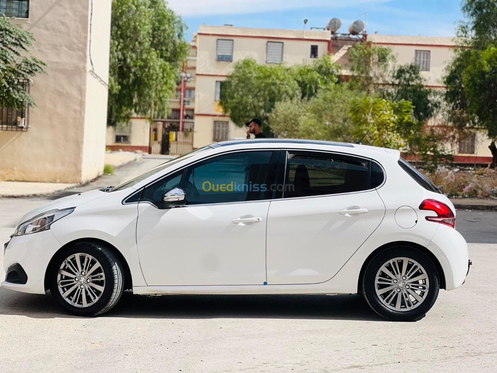 Peugeot 208 2019 Allure Facelift