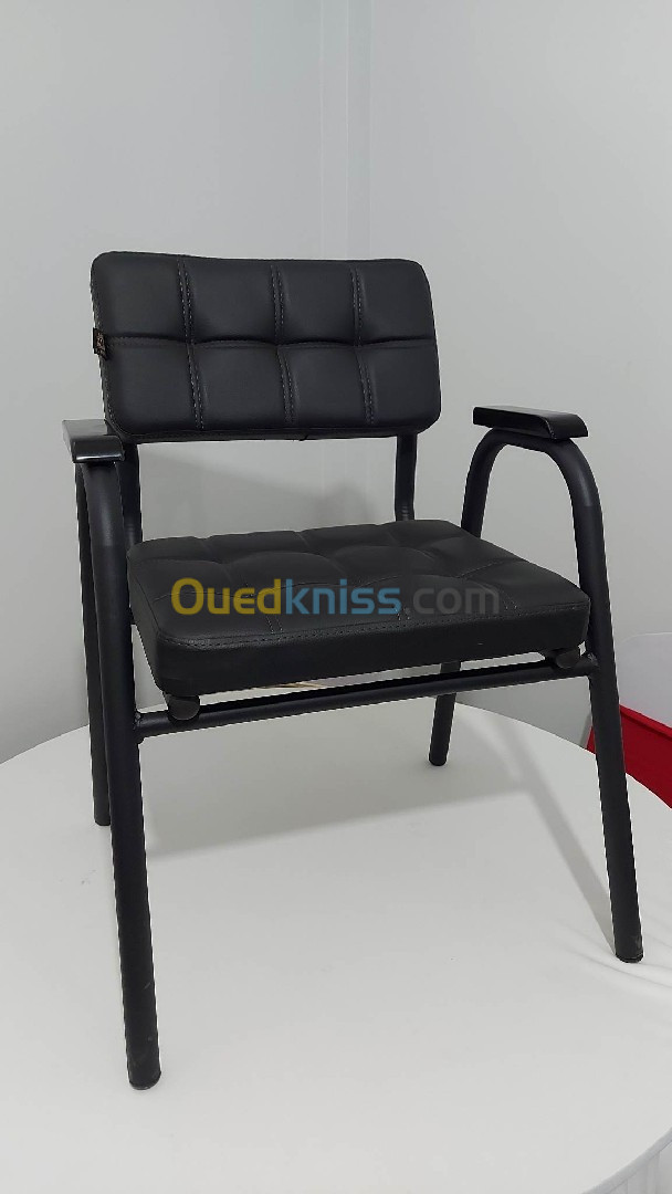 Chaise visiteur 