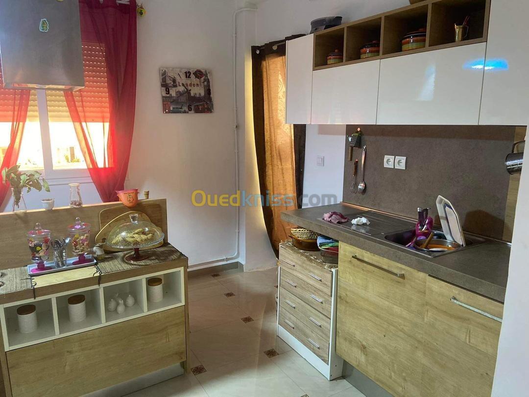 Vente Appartement F4 Alger Bordj el bahri