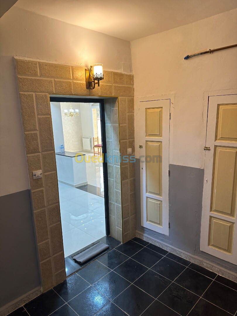 Vente Duplex F5 Alger Bouzareah