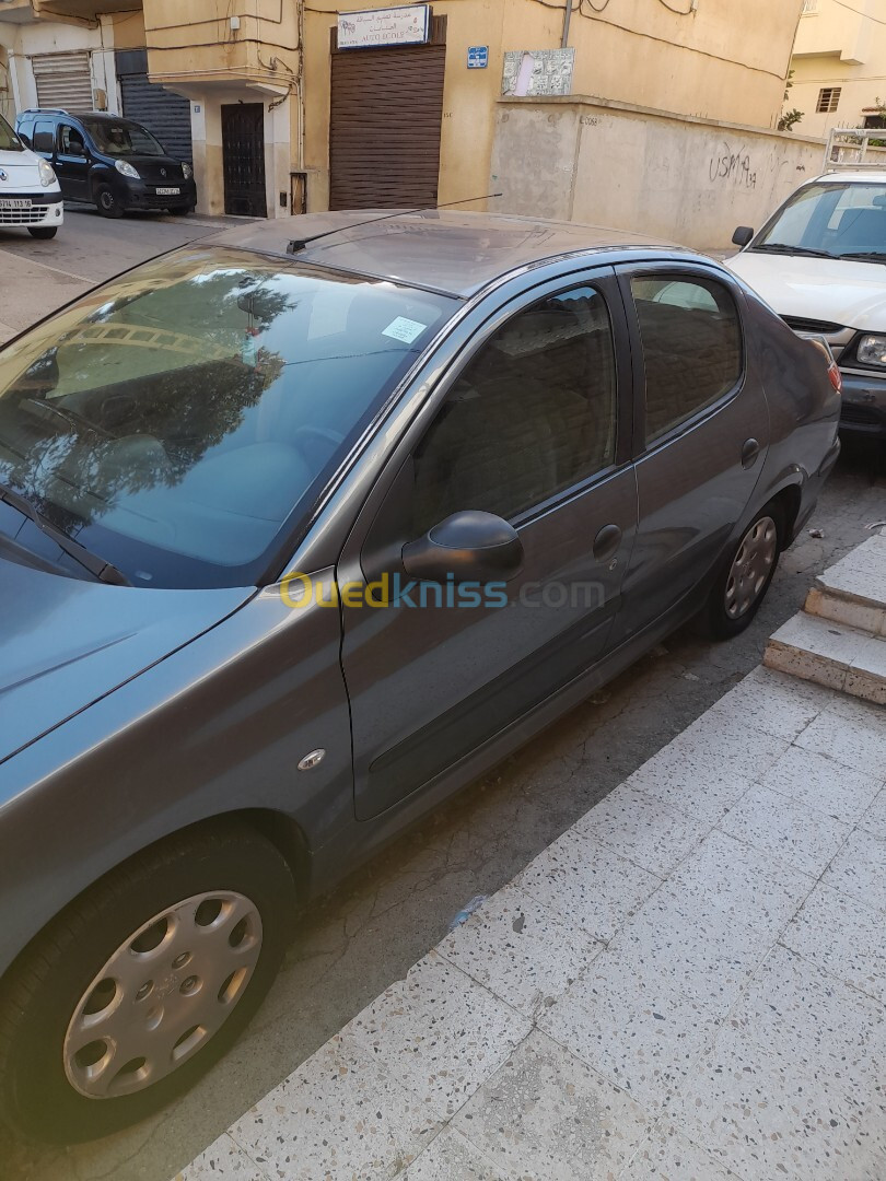 Peugeot 206 Sedan 2008 