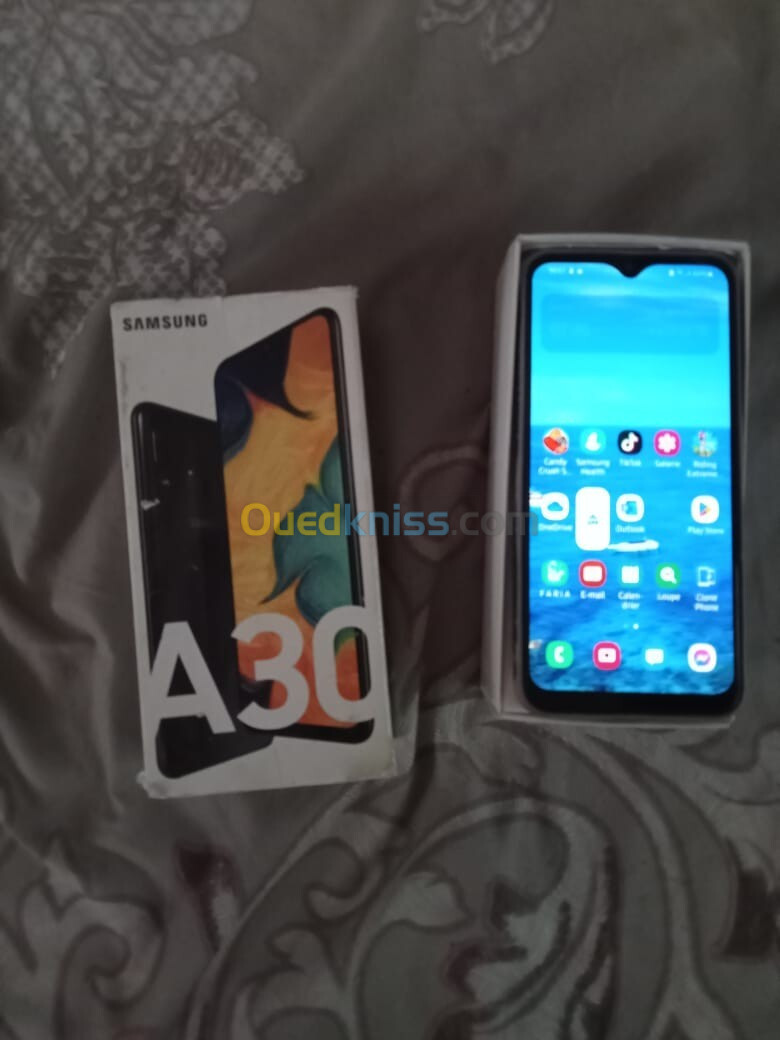 Samsung A 30