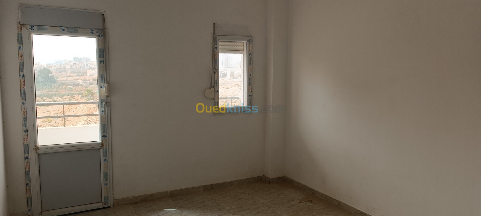 Location Appartement F3 Oran Bir el djir