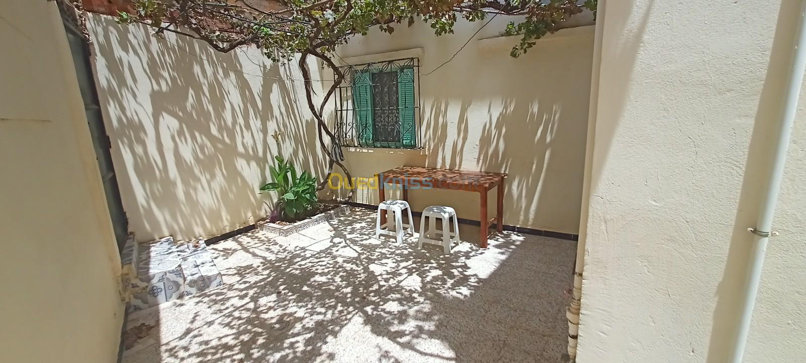 Location vacances Appartement F3 Mostaganem Abdelmalek ramdane