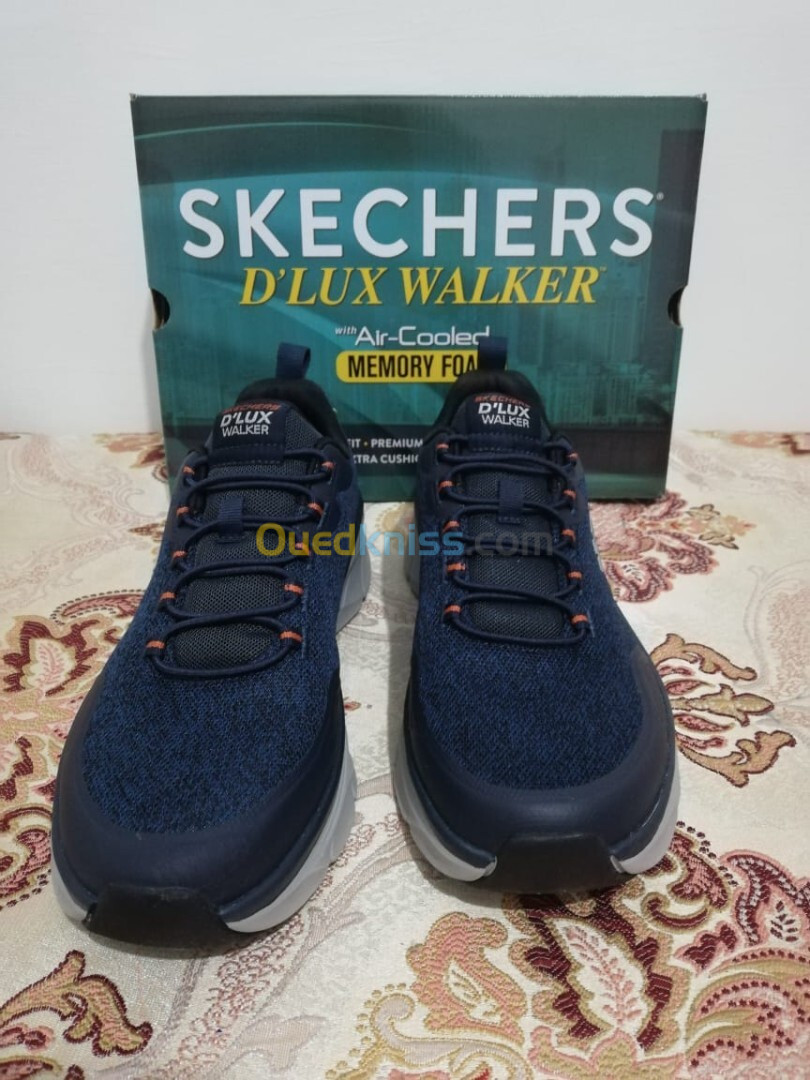 Sketchers  d'lux walker