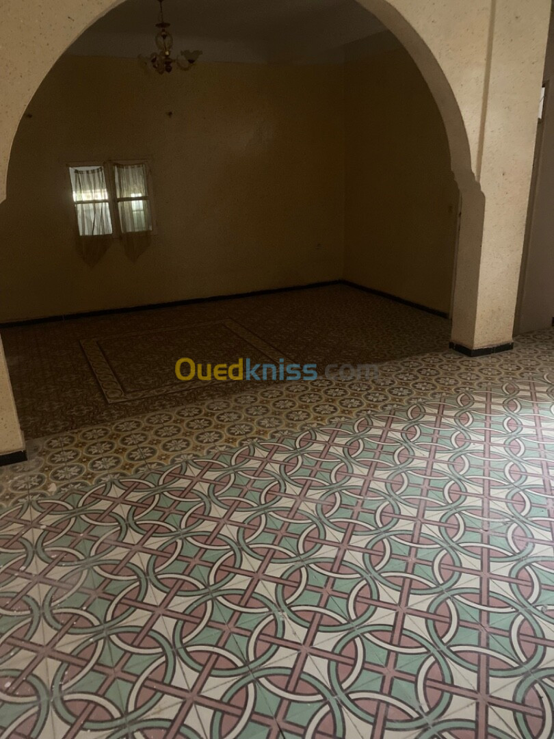 Vente Villa Guelma Oued zenati