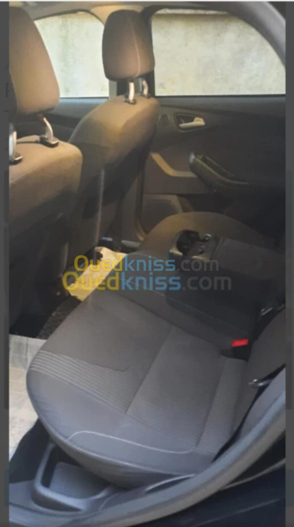 Ford Focus 5 portes 2013 Titanium