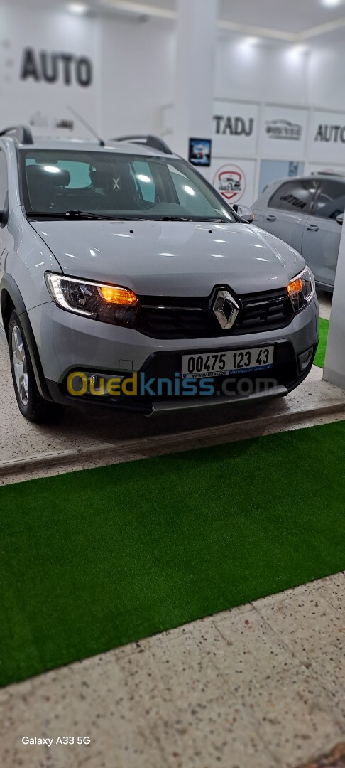 Renault STEPWAY 2023 