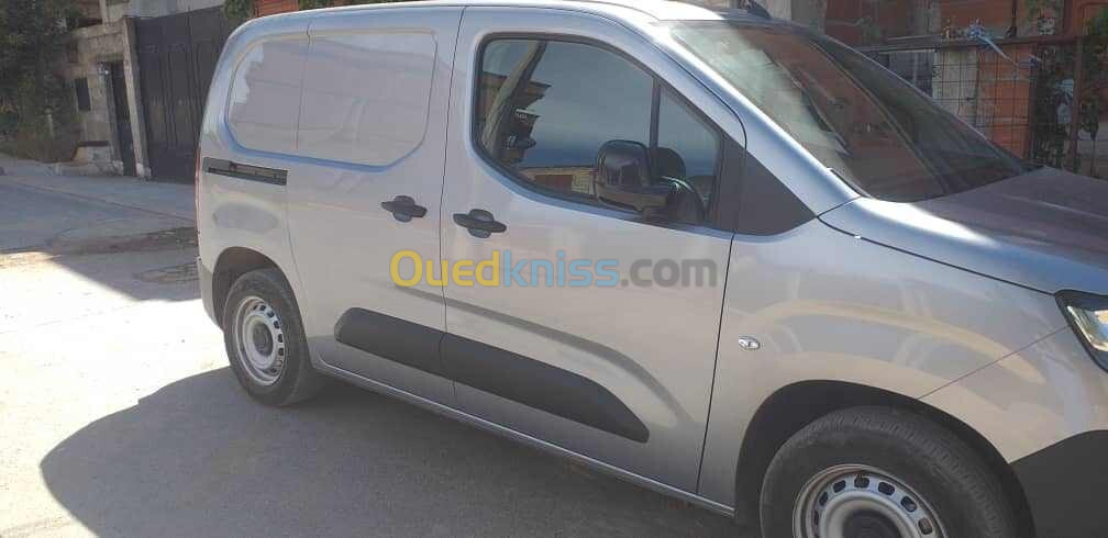 Fiat Doblo 2023 