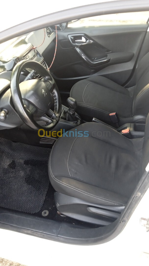 Peugeot 208 2013 Access