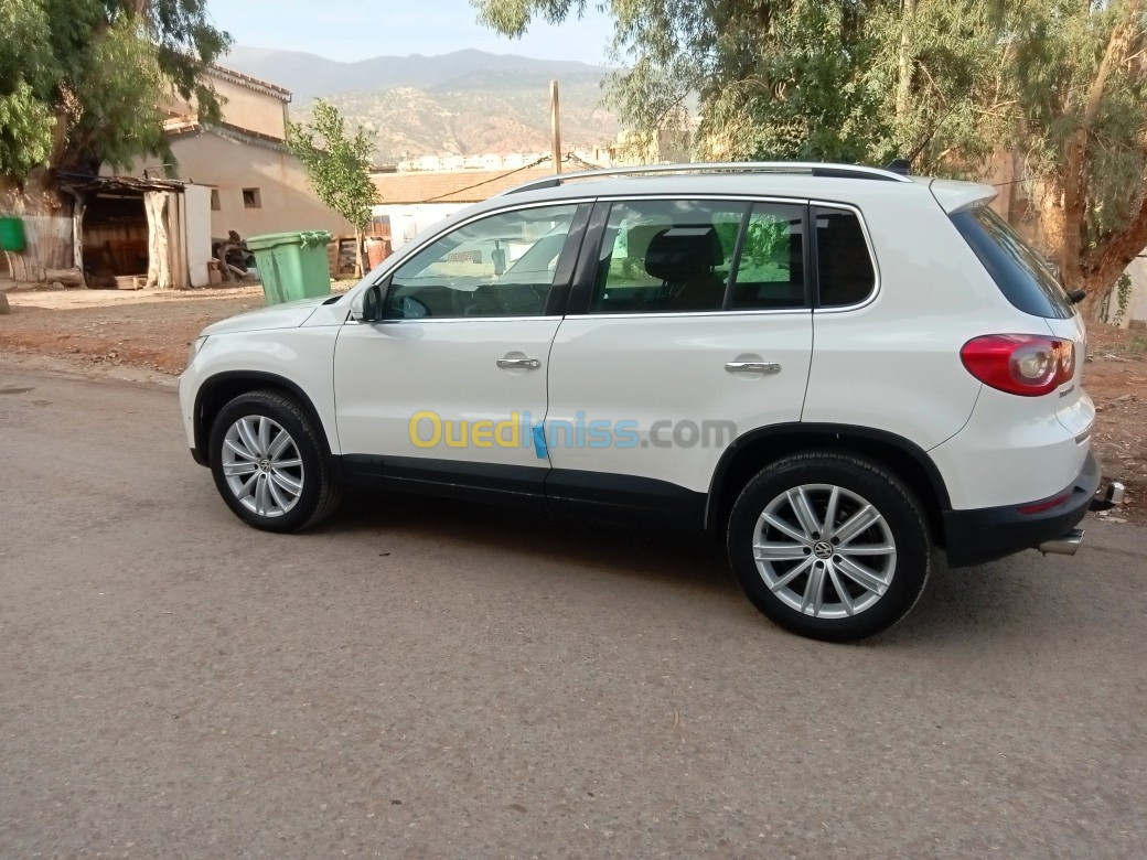 Volkswagen Tiguan 2011 Carat +