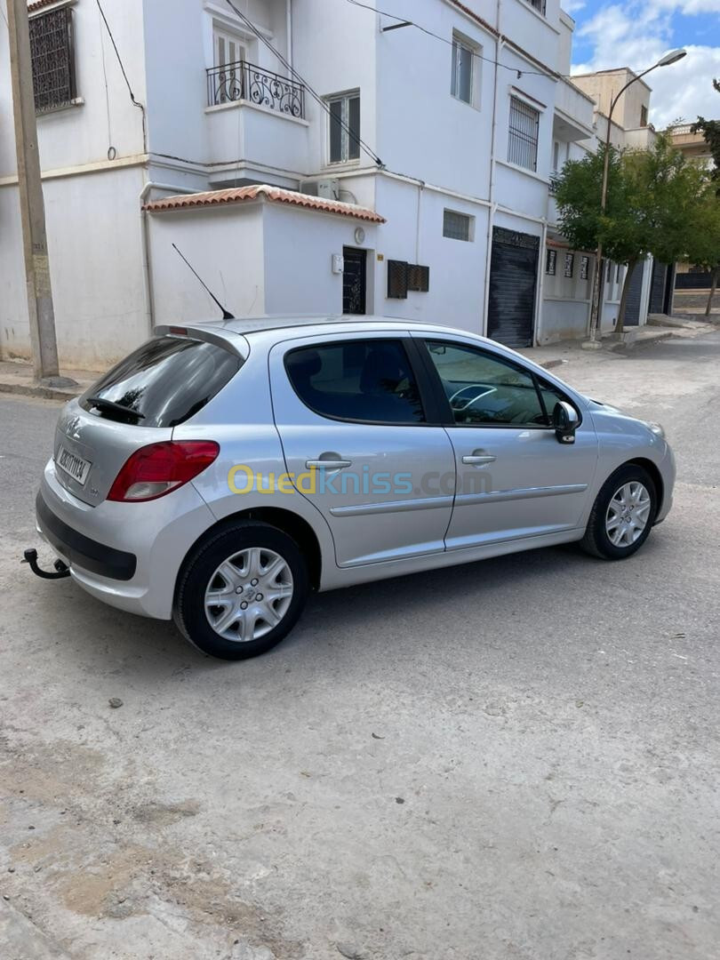 Peugeot 207 2011 207