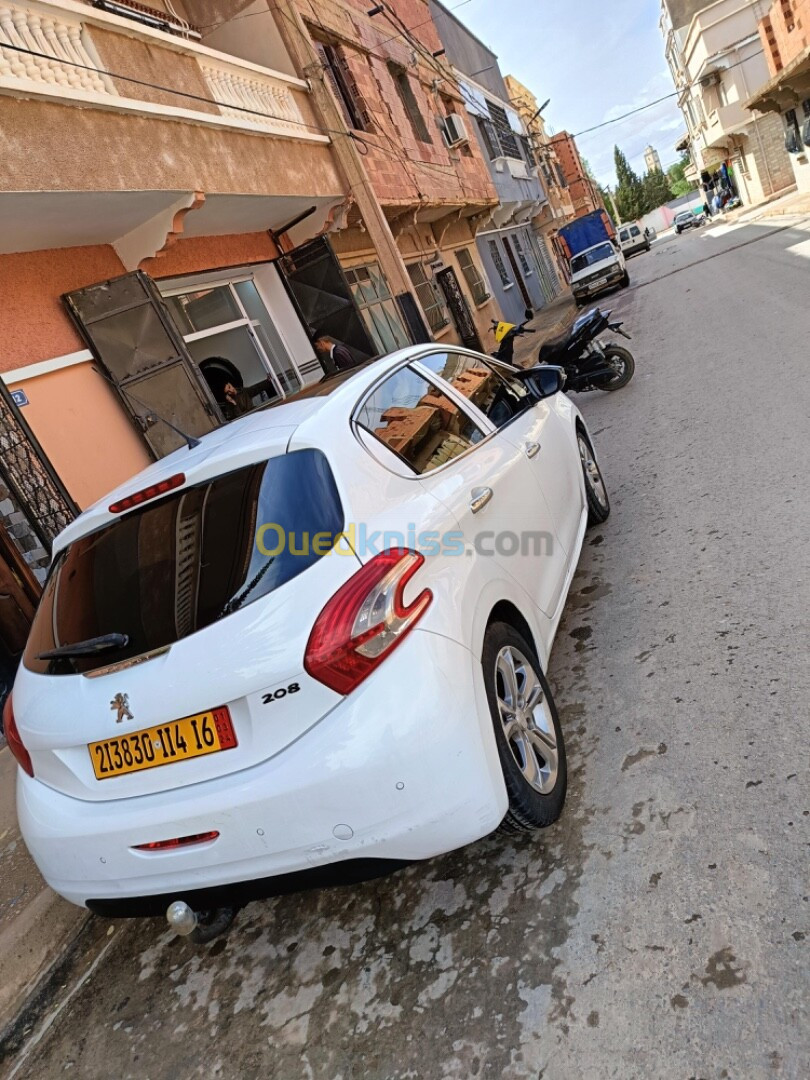 Peugeot 208 2014 Allure