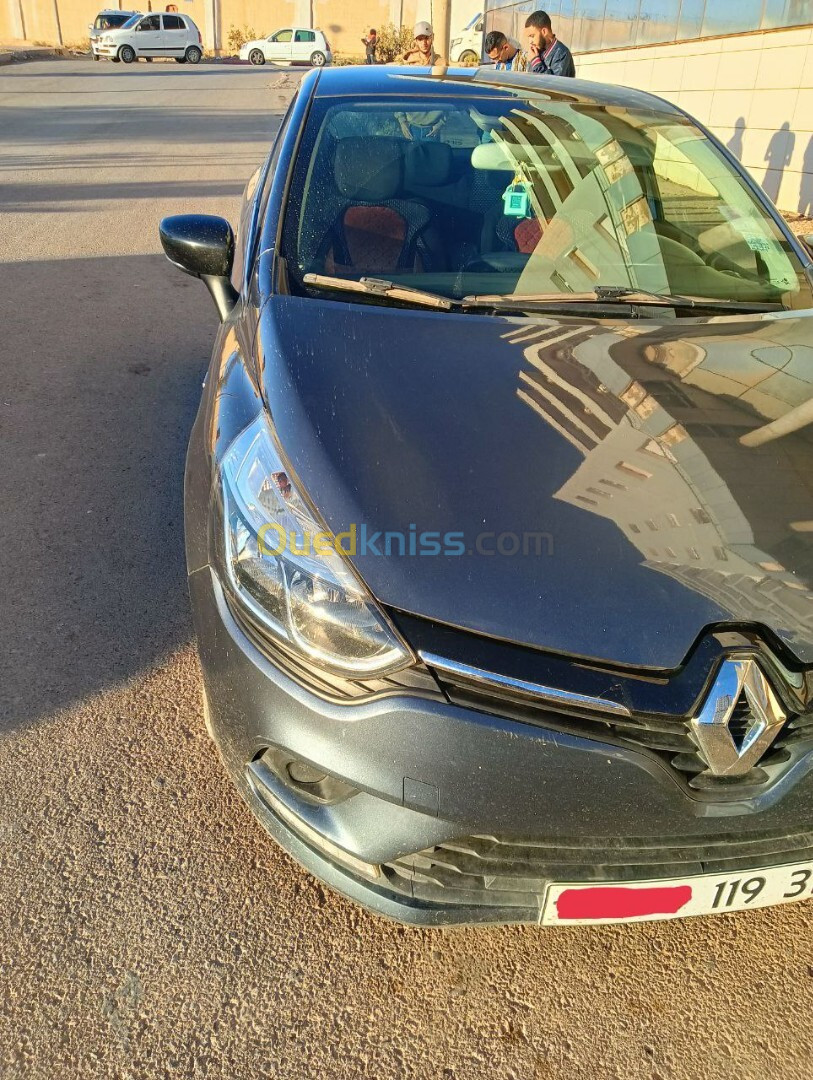 Renault Clio 4 2019 Limited 2