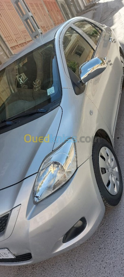 Toyota Yaris Sedan 2013 La toute