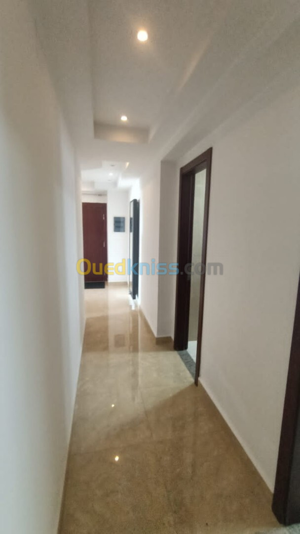 Location Appartement F4 Alger Chevalley