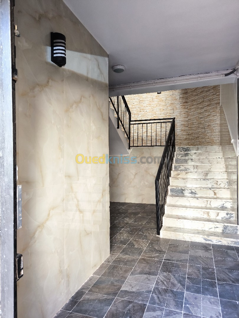 Vente Appartement F1 Tipaza Bou ismail