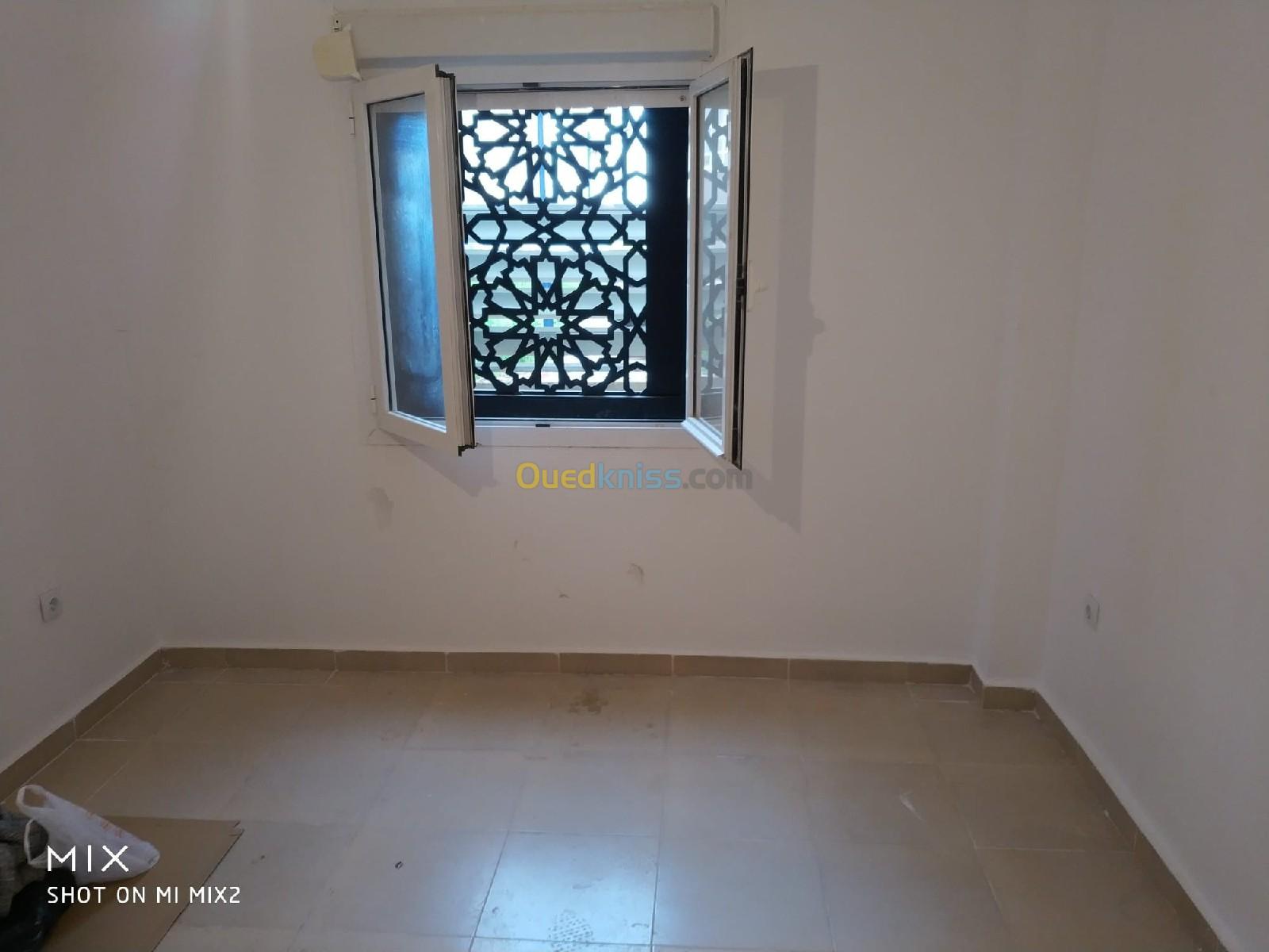 Vente Appartement F1 Tipaza Bou ismail