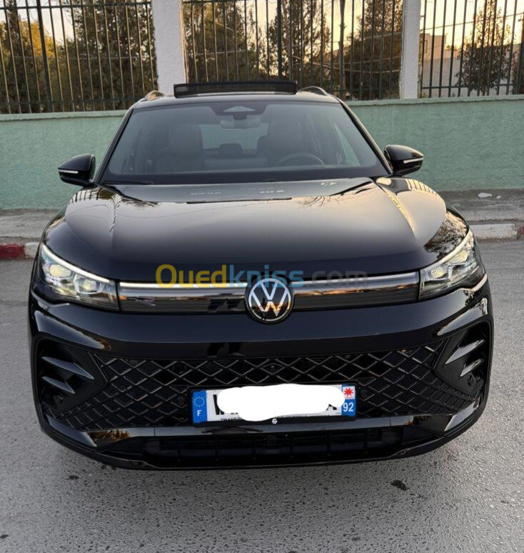 Volkswagen Tiguan R-Line 2024 New Tiguan Full Black