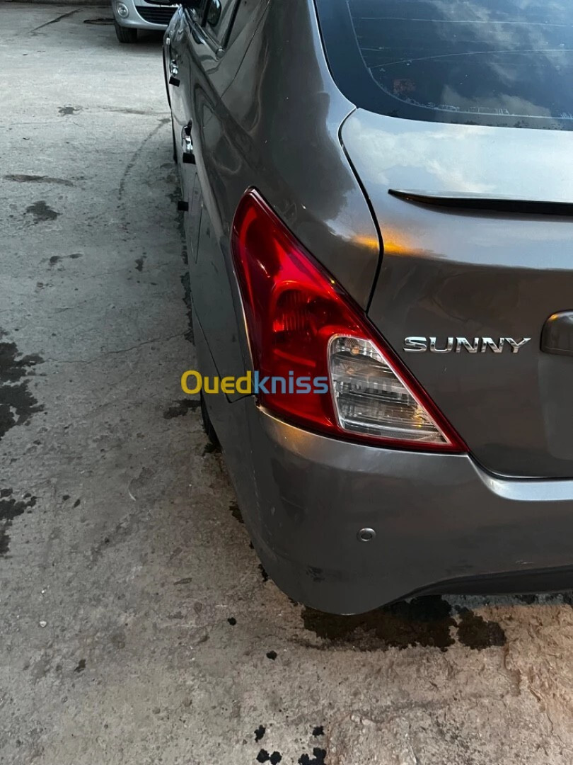 Nissan Sunny 2015 Acenta pack