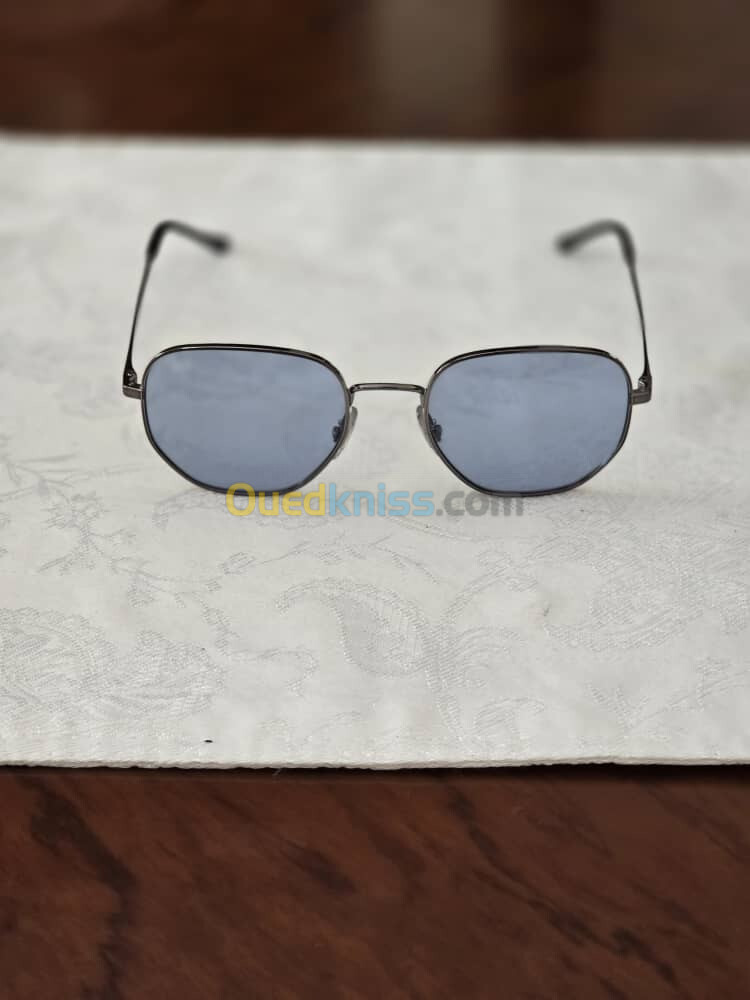 Vente de lunettes de soleil pour hommes 