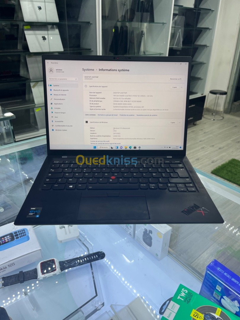 LENOVO X1 CARBON 14'' I5-11TH EVO 16RAM 256SSD 9GEN GARANTIE 06 MOIS