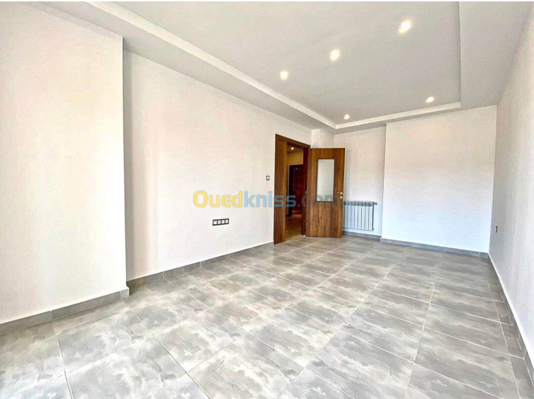 Location Appartement F3 Oran Bir el djir