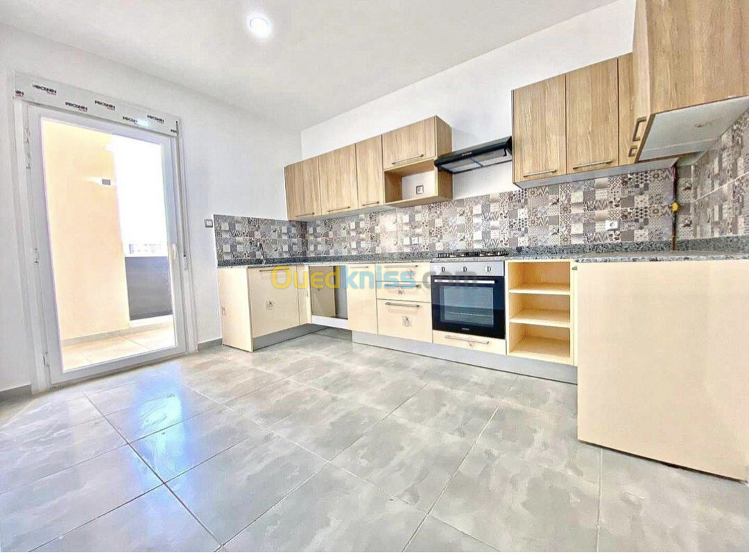 Location Appartement F3 Oran Bir el djir