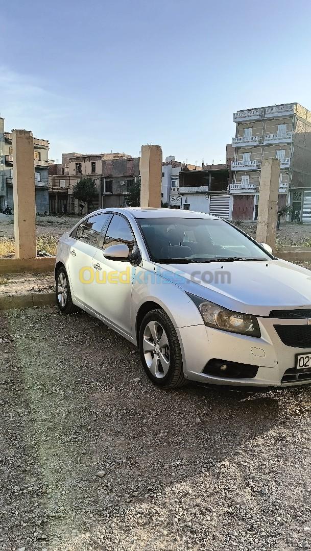 Chevrolet Cruze 2012 LT