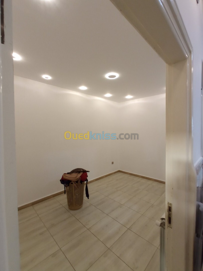 Location Appartement F3 Alger Hraoua