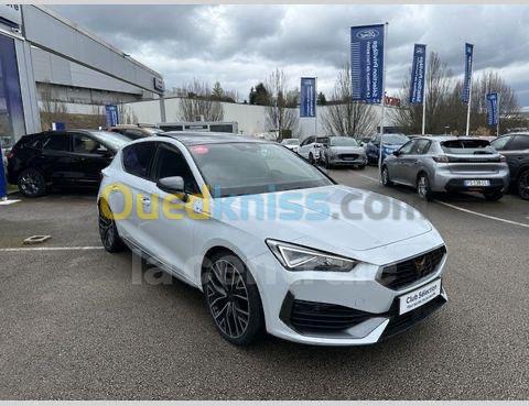 Cupra Cupra Léon 2023 1.5 245 chevaux essence hybride