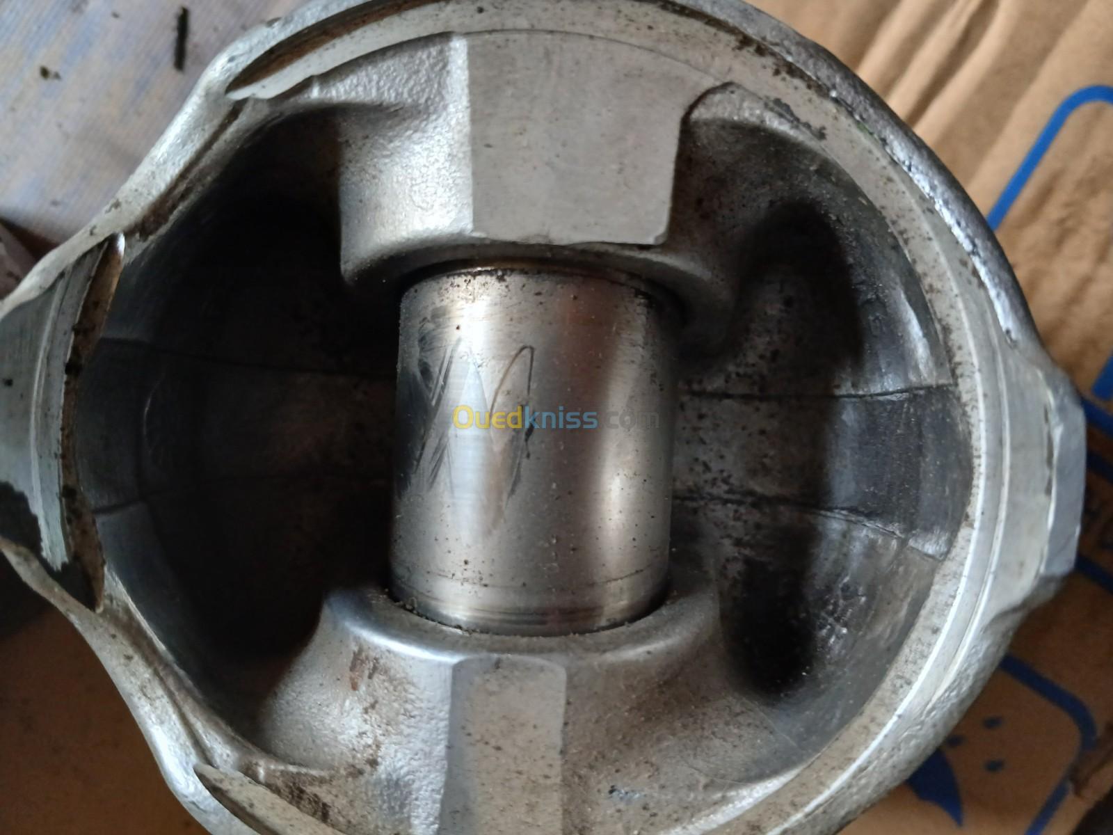 Piston 1.9 dci