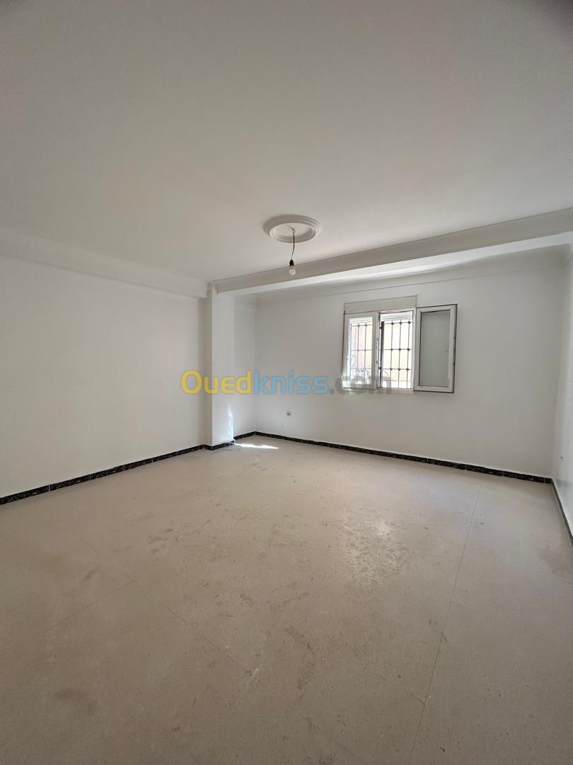 Location Appartement F4 Alger Birkhadem