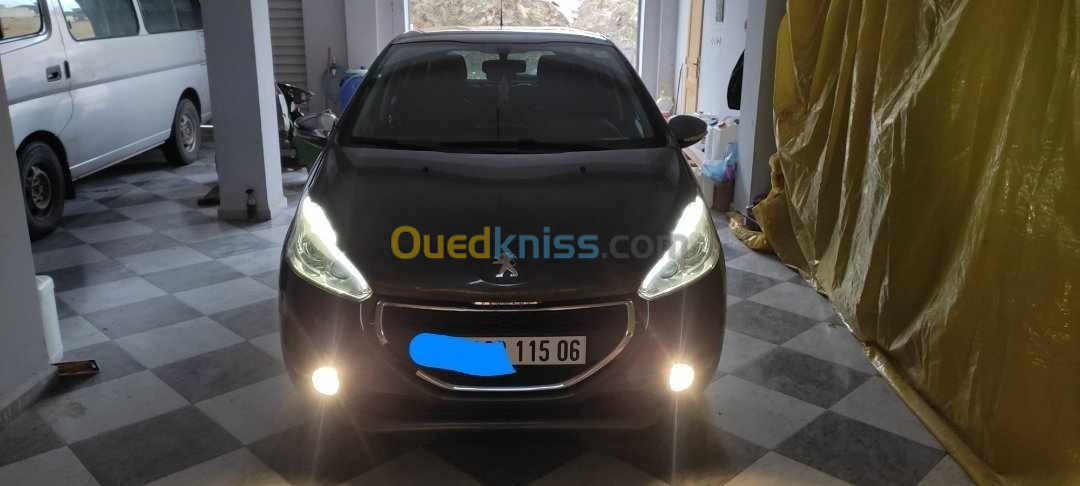 Peugeot 208 2015 Active