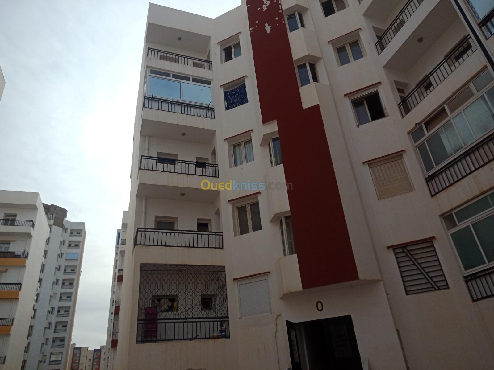 Location vacances Appartement F3 Mostaganem Mostaganem